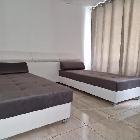 Apartment Sea Garden Marina 3 *