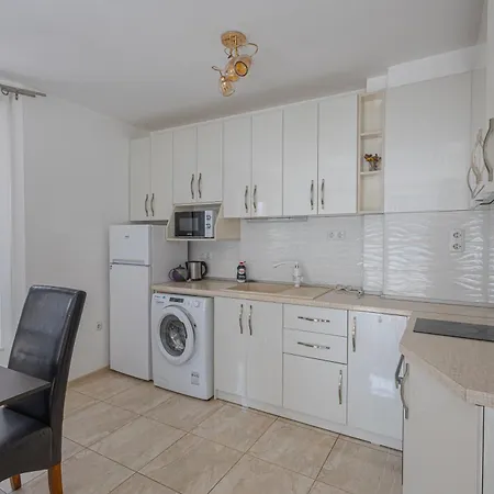 Апартамент Марина 3 - Морска Градина, Варна - Varna Sea Garden Apartment Marina 3