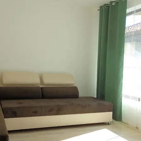 Apartment Sea Garden Marina 3 *