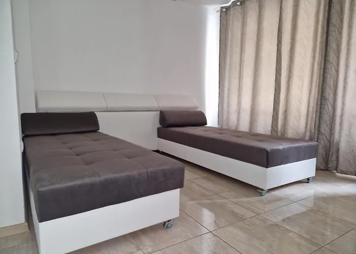 Apartment Sea Garden Marina 3 *