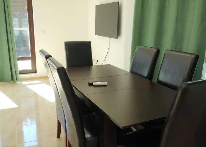 Apartment Sea Garden Marina 3 *